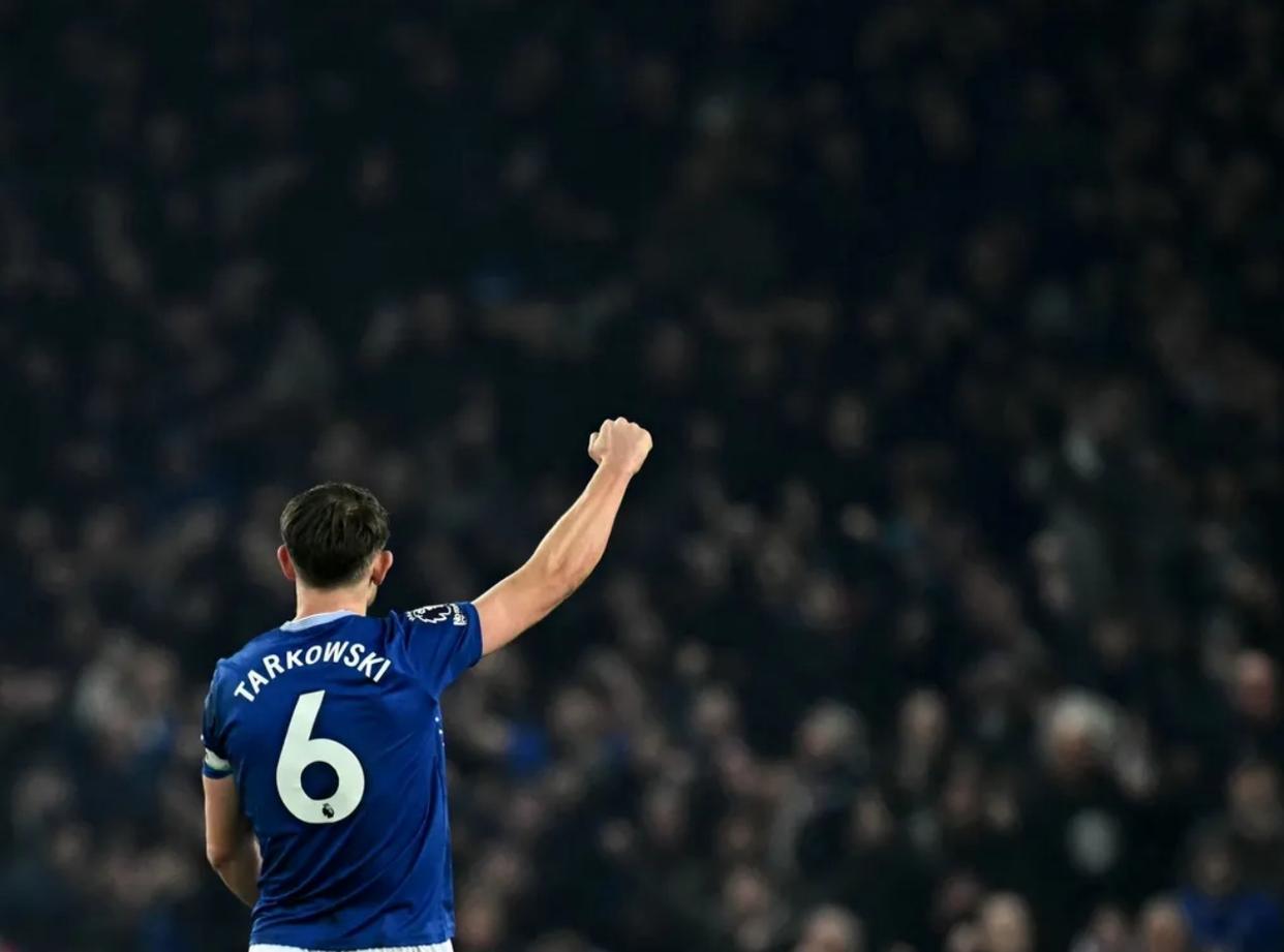 关于利物浦客场平局,保持领先优势的信息 关于利物浦客场平局,保持领先优势的信息