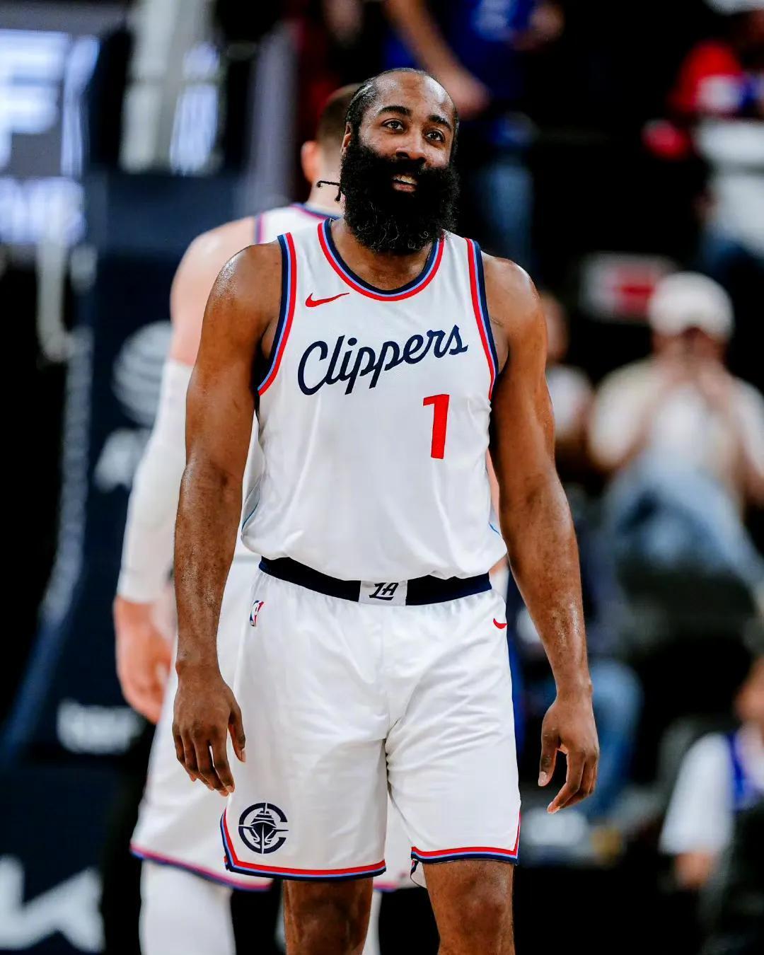 星空体育网站-包含快船灭火箭，哈登虽砍分却难救主的词条