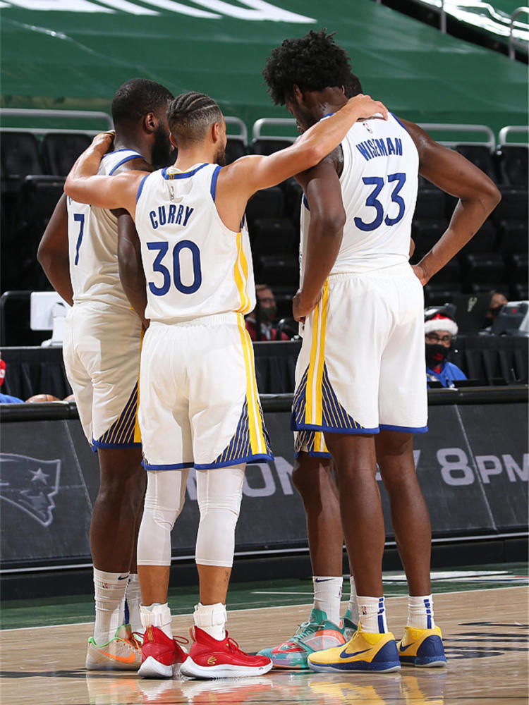 尼斯主场惨败,遭遇联赛两连败 尼斯主场惨败,遭遇联赛两连败