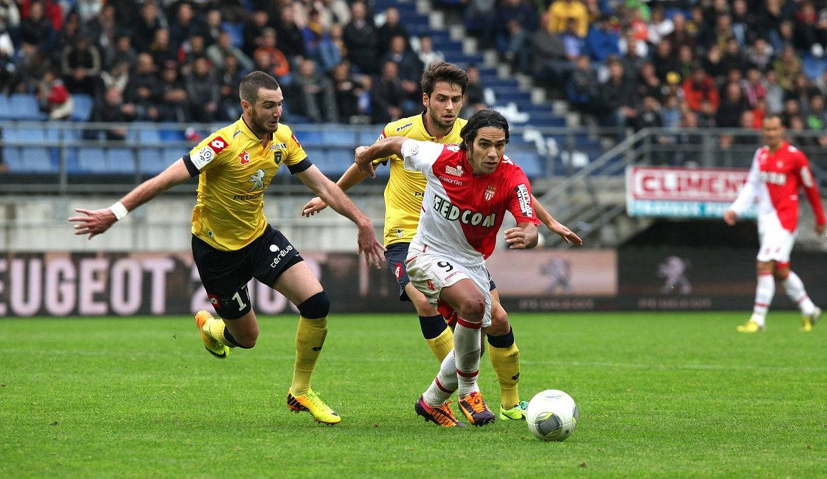 包含汉诺威队寻求胜利,提升排名的词条 包含汉诺威队寻求胜利,提升排名的词条