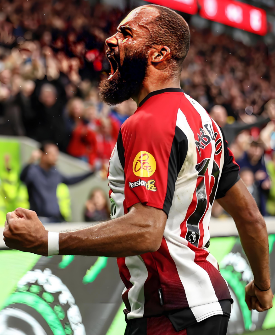 激烈角逐!国际足球赛场再现大战风云 激烈角逐!国际足球赛场再现大战风云