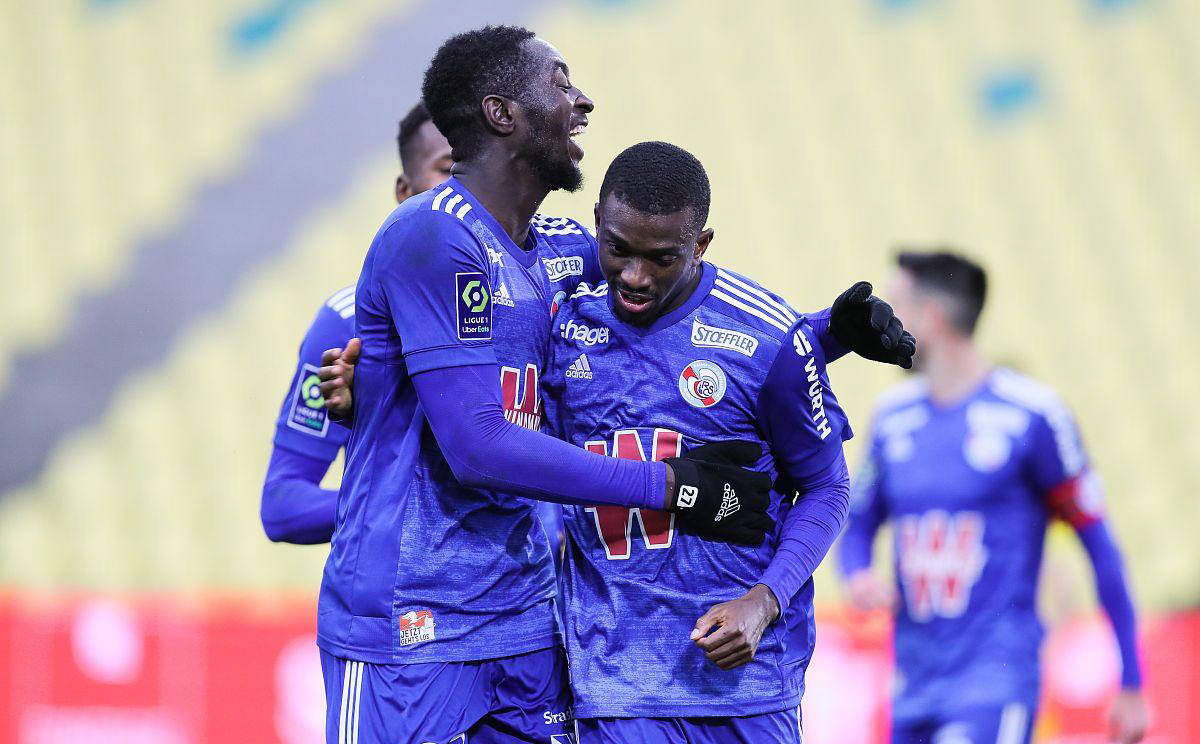 星空体育在线登录-关于斯特拉斯堡球员技术精湛，备战欧联杯冠军气息的信息