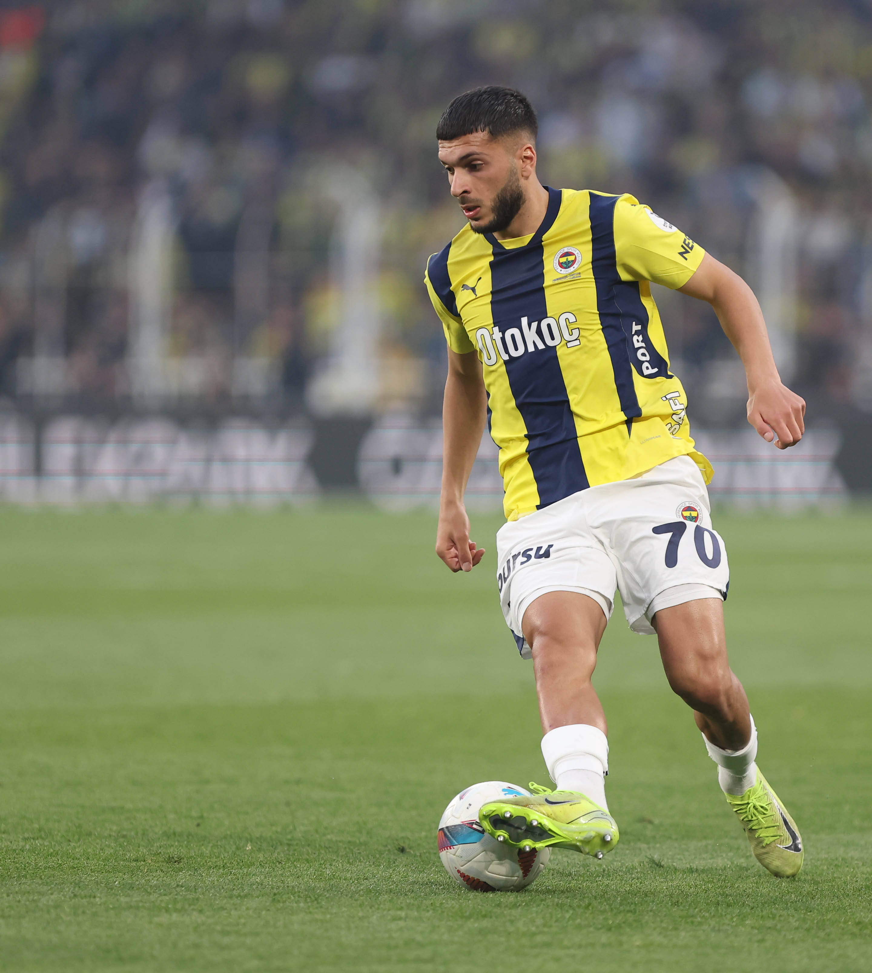 星空体育网站-曼城力争晋级，拼搏斗志令人动容的简单介绍