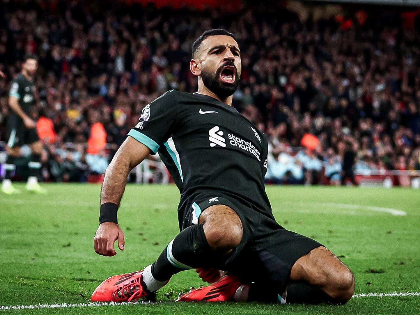 星空体育在线-利物浦大胜对手，英超战绩遥遥领先