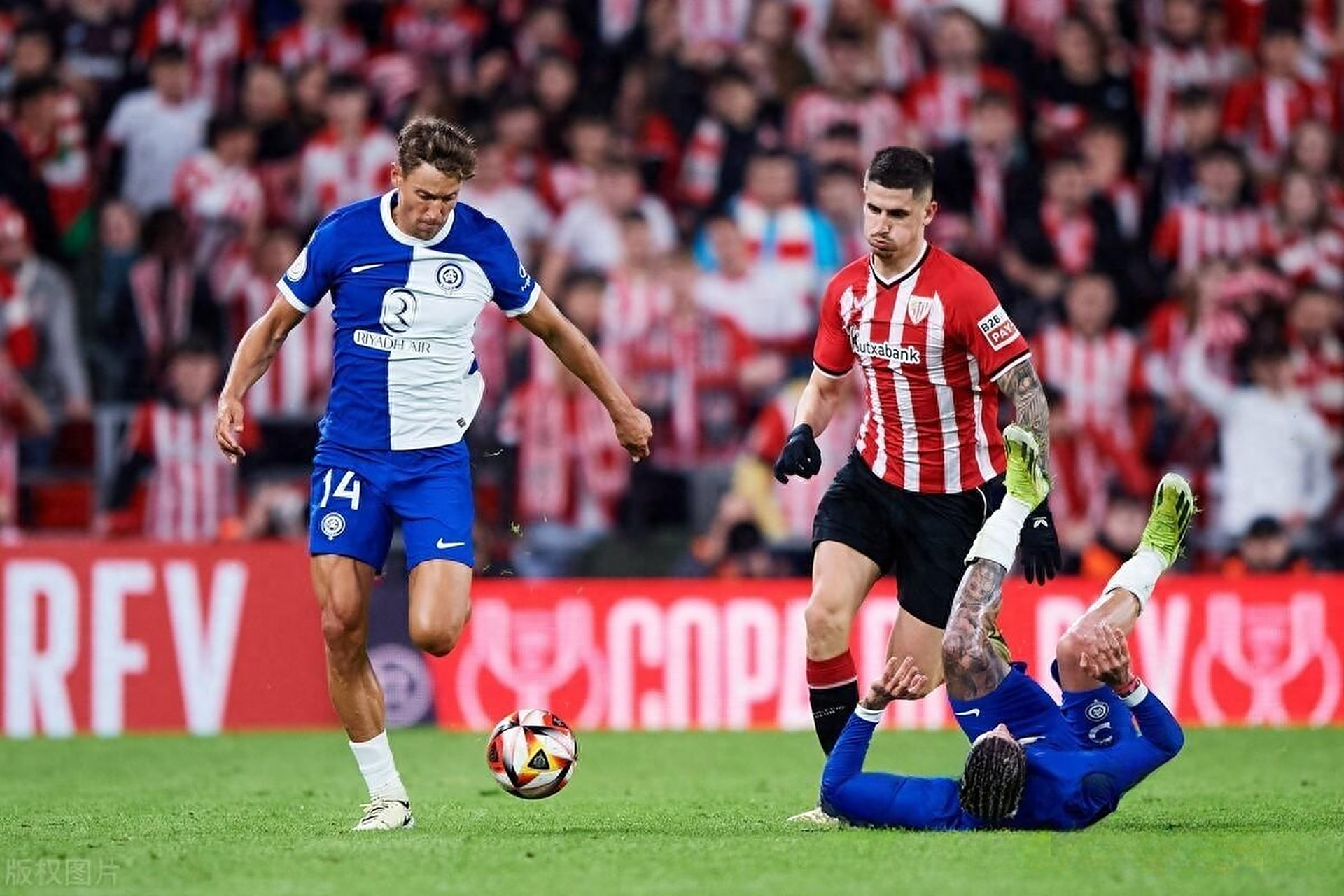 星空体育注册-包含欧洲豪门碰撞！马德里竞技挑战瓦伦西亚展开激战的词条