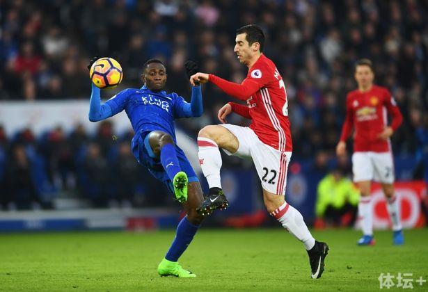 星空体育官网-汉堡队遭遇失利，需调整战术