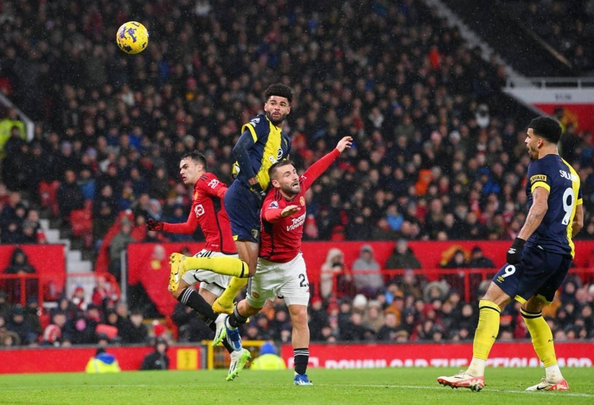 包含那不勒斯外借球员表现抢眼,归队或迎好消息的词条 包含那不勒斯外借球员表现抢眼,归队或迎好消息的词条