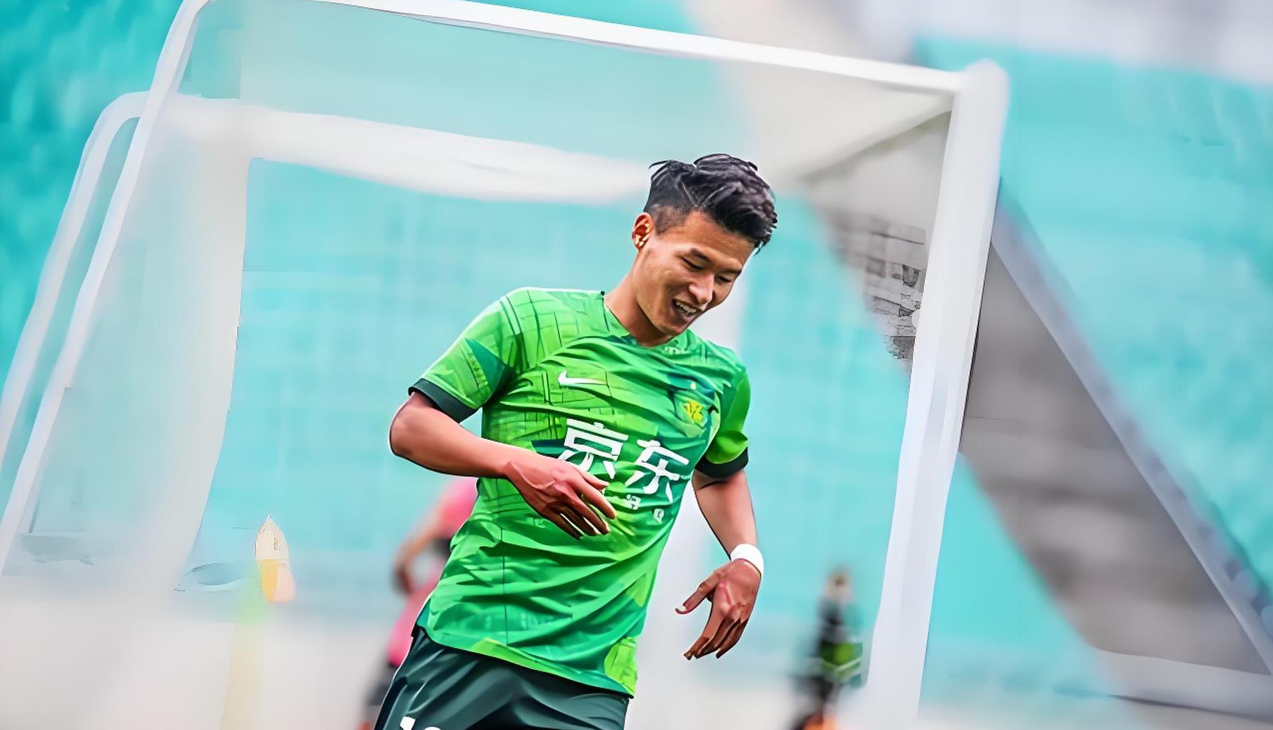 星空体育网页版-中场控制力明显增强，球队表现令人振奋的简单介绍