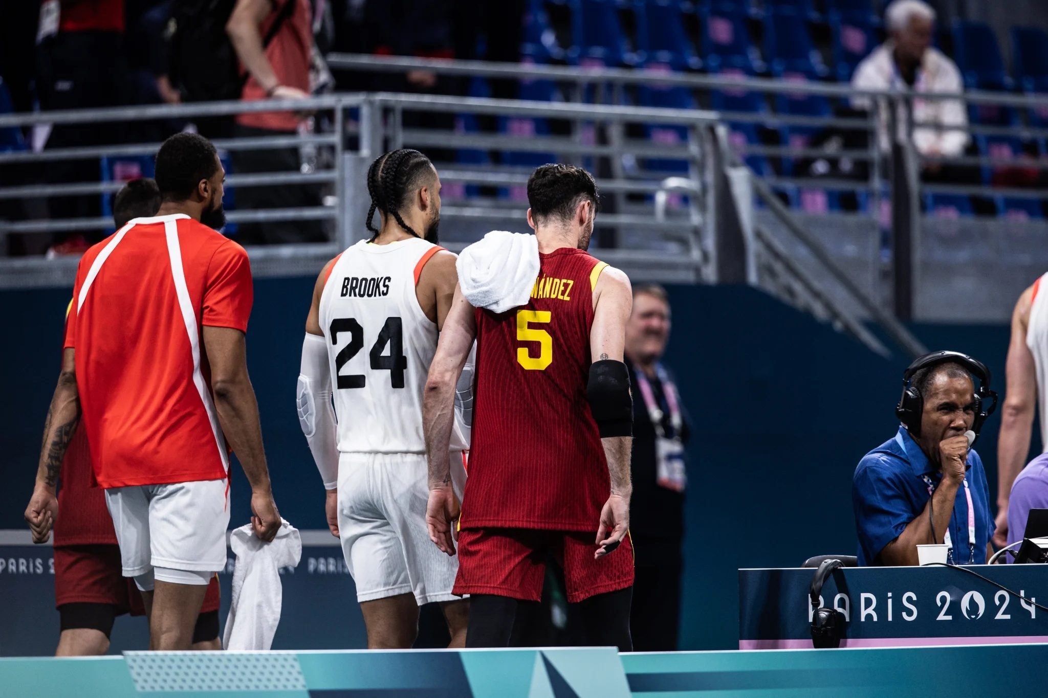 澳洲篮球队火力全开,击败强敌的简单介绍 澳洲篮球队火力全开,击败强敌的简单介绍