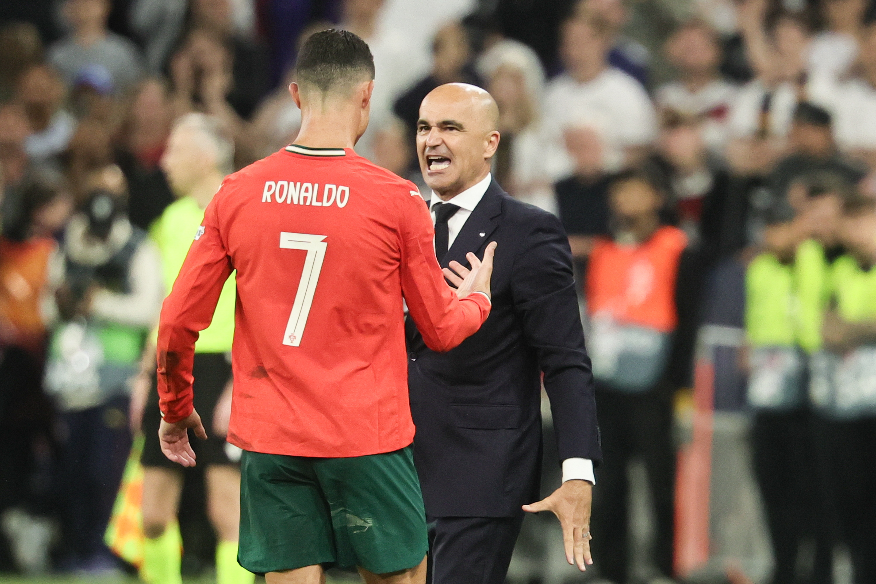 星空体育链接-葡萄牙客场战胜摩尔多瓦，提前晋级